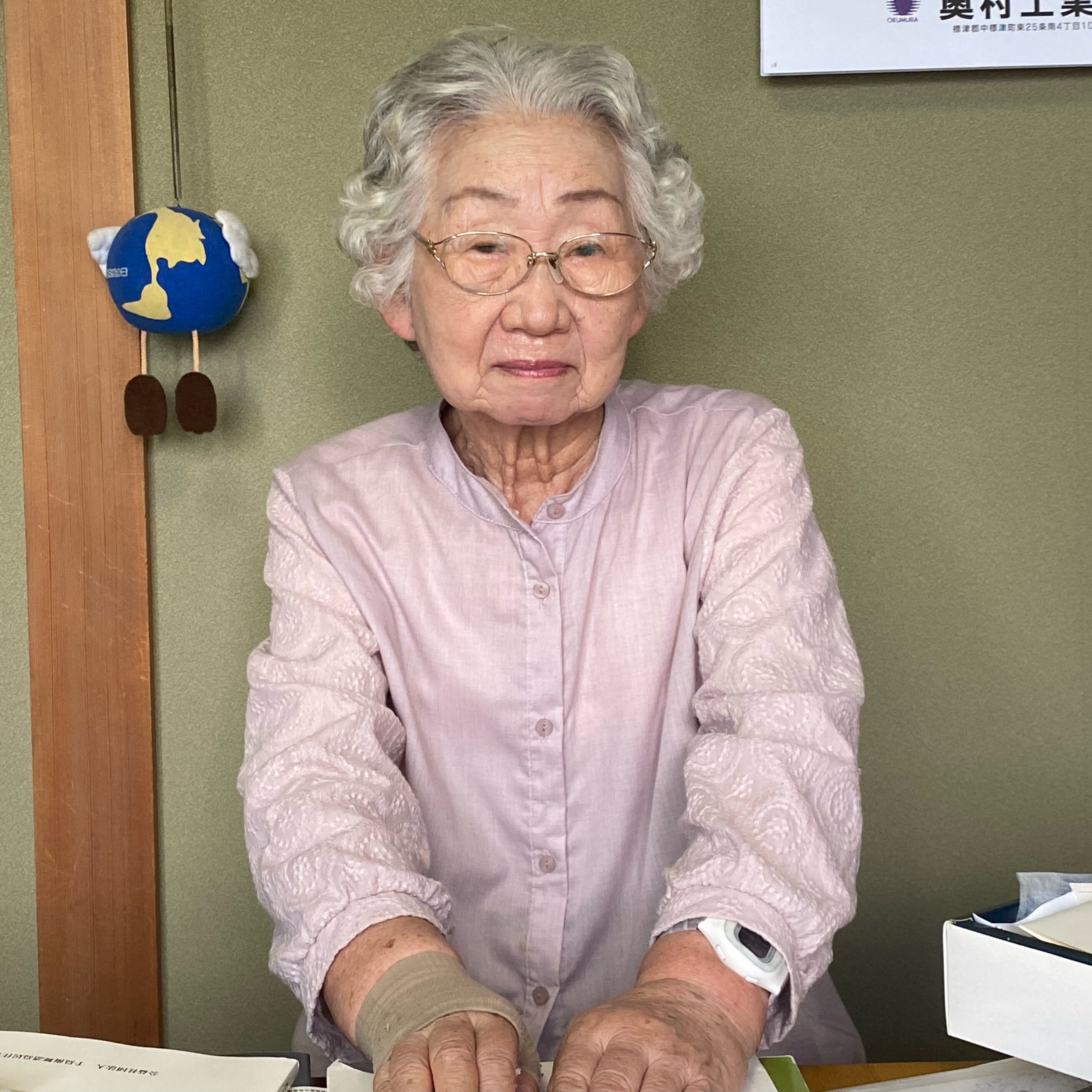 顔写真(鹿又淳子さん・正方形).jpeg