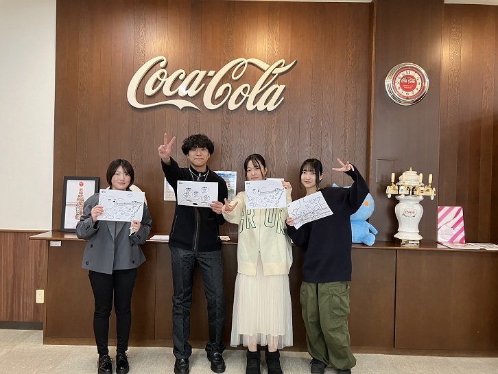 02_コカ・コーラ(集合写真).jpeg