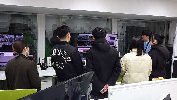 11_施設見学2.JPG